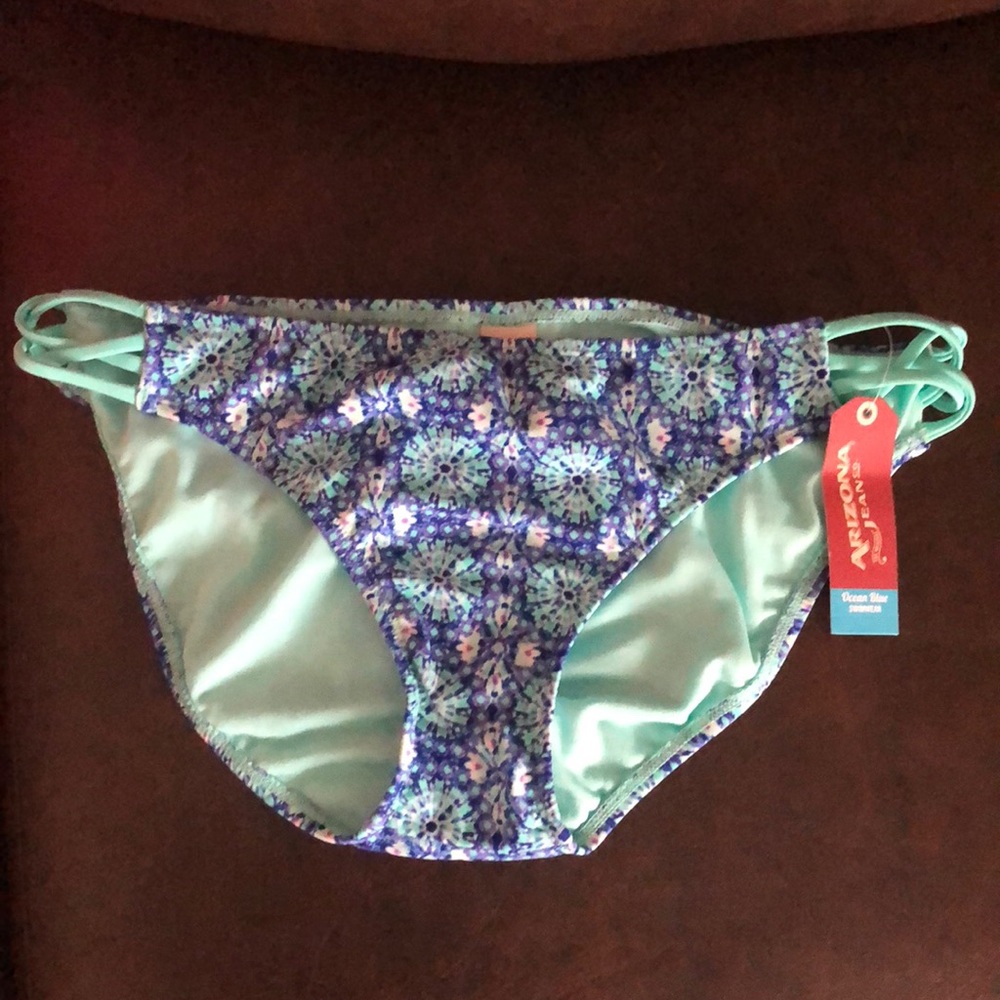 Arizona Medallion Hipster Swimsuit Bottom-Juniors - Picture 3 of 4